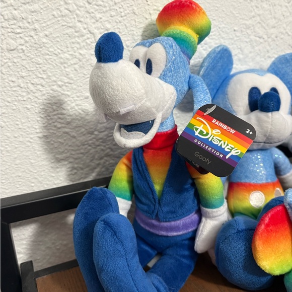 Disney Pride Plush Collection - Picture 4 of 4